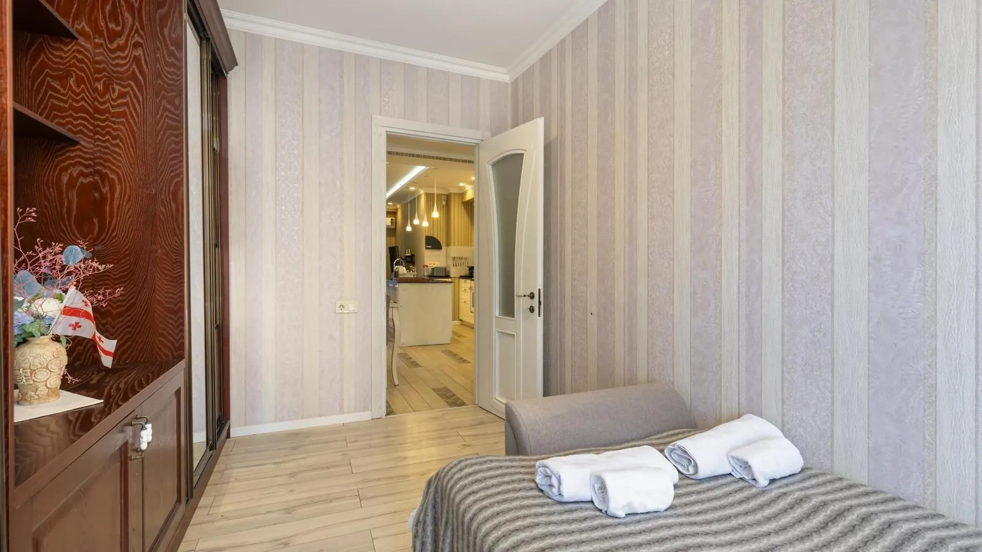 Modern Three-Bedroom Apartment In Avlabari With Amazing Views Tiflis Gürcistan